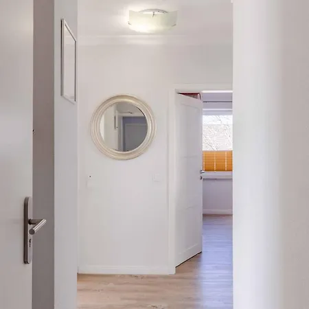 Haus Hoch Am Wind 6 Бюзум